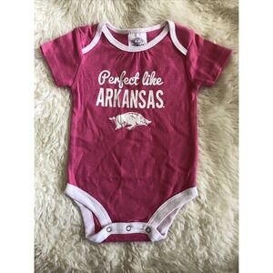 Arkansas Razorbacks Rivalry Threads Baby Bodysuit 3-6 Month Pink Perfect Like AR
